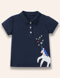T-shirt polo con applicazione unicorno